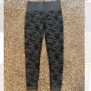 Gymshark Camo Seamless Legging
